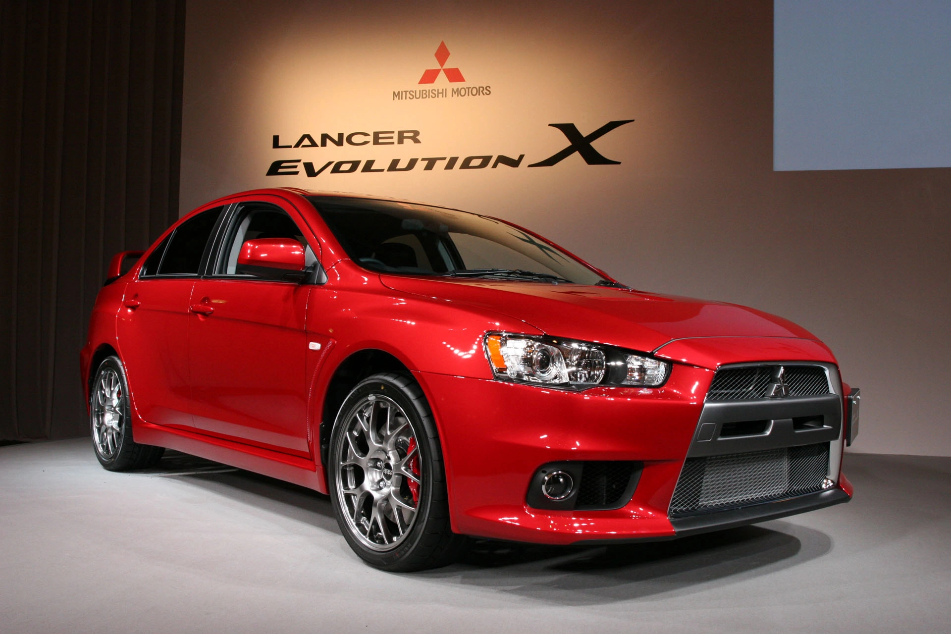Performance and Technical Specifications of the Mitsubishi Lancer Evo