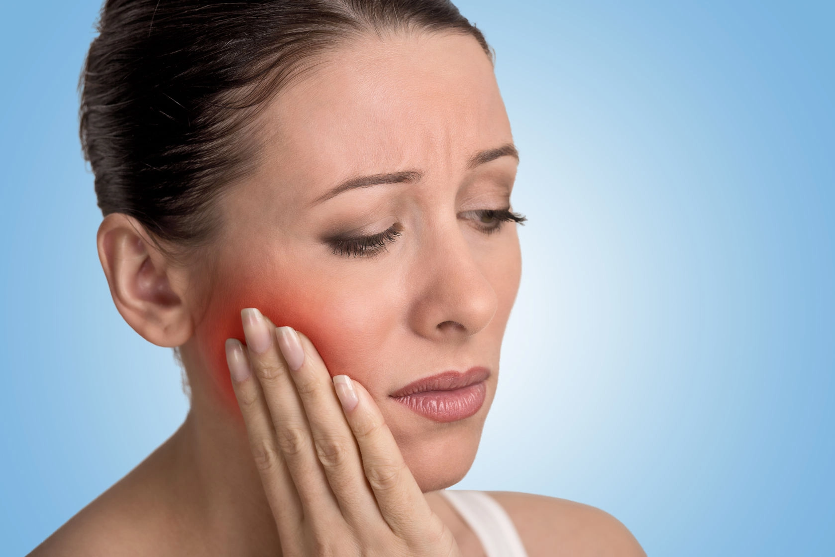 Symptoms and complications of a tooth abscess